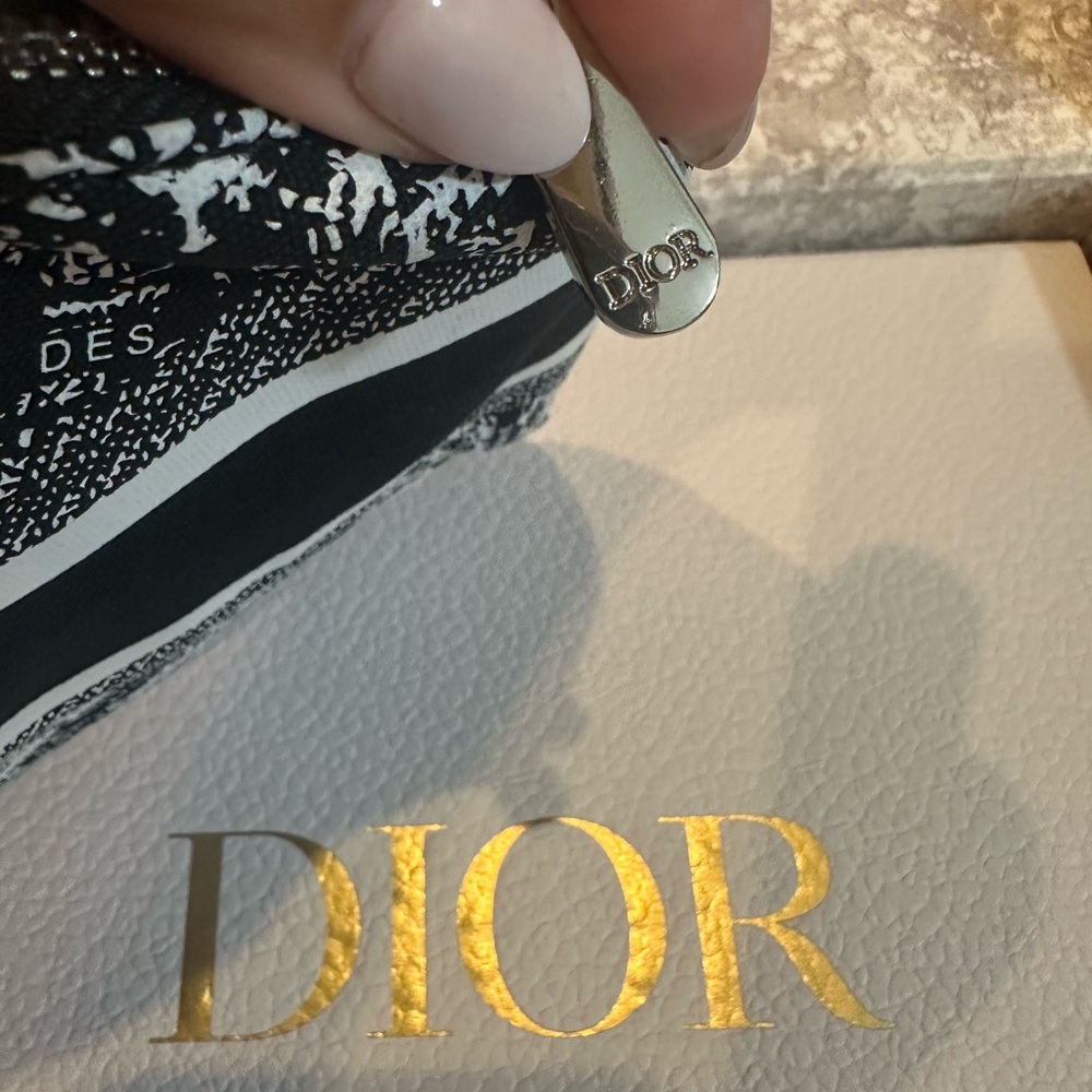 Dior Christian Dior Black White Logo Pouch - Picture 3 of 6